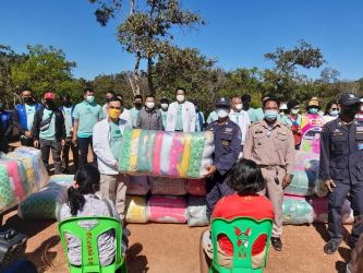 โครงการรวมน้ำใจต้านภัยหนาว ครั้งที่13 โครงการรวมน้ำใจต้านภัยหนาว ครั้งที่13