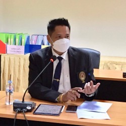 ผู้ช่วยศาสตราจารย์ ดร.นเรศ ขันธะรี คณบดีคณะครุศาสตร์ ผู้ช่วยศาสตราจารย์ ดร.นเรศ ขันธะรี คณบดีคณะครุศาสตร์